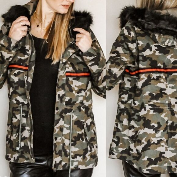 Camo Faux Fur Hooded Parka‎ - Picture 2 of 15